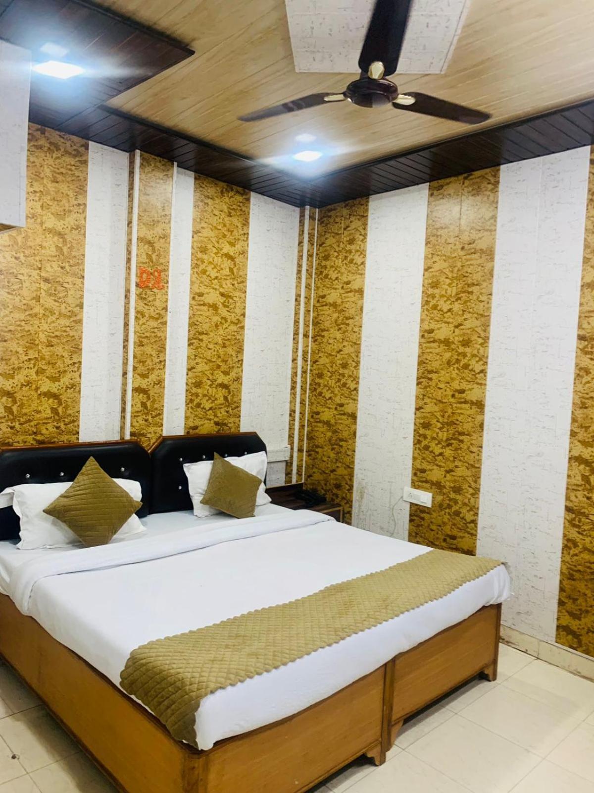 The For U - A Luxury Stay Rishikesh Bagian luar foto